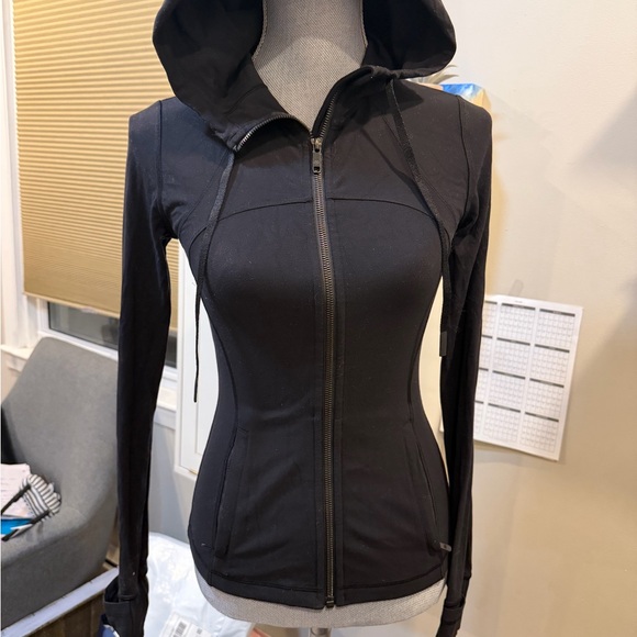 lululemon athletica Tops - Lululemon Athletica Define thin hooded jacket